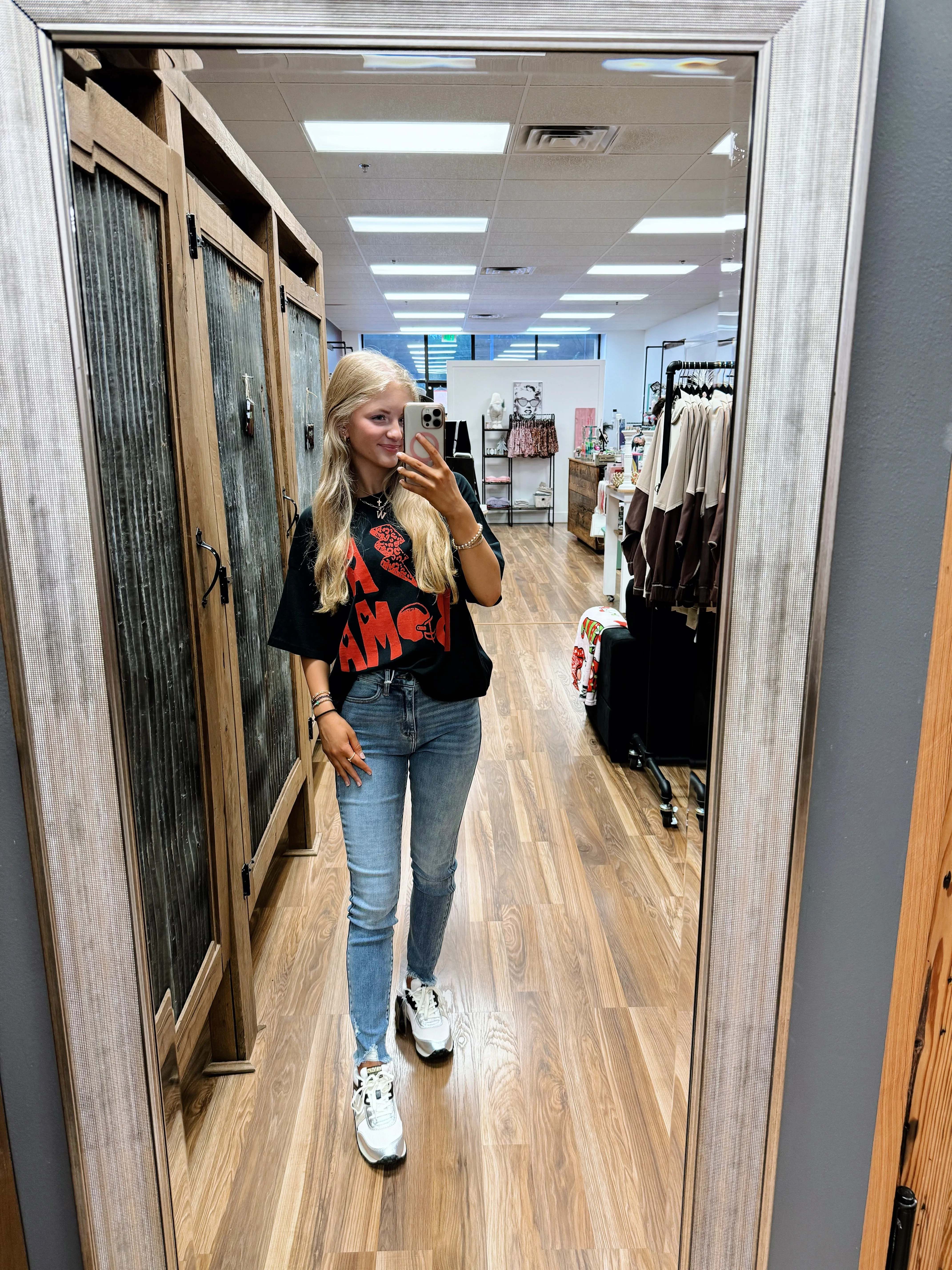 Alabama Graphic Crop Tee