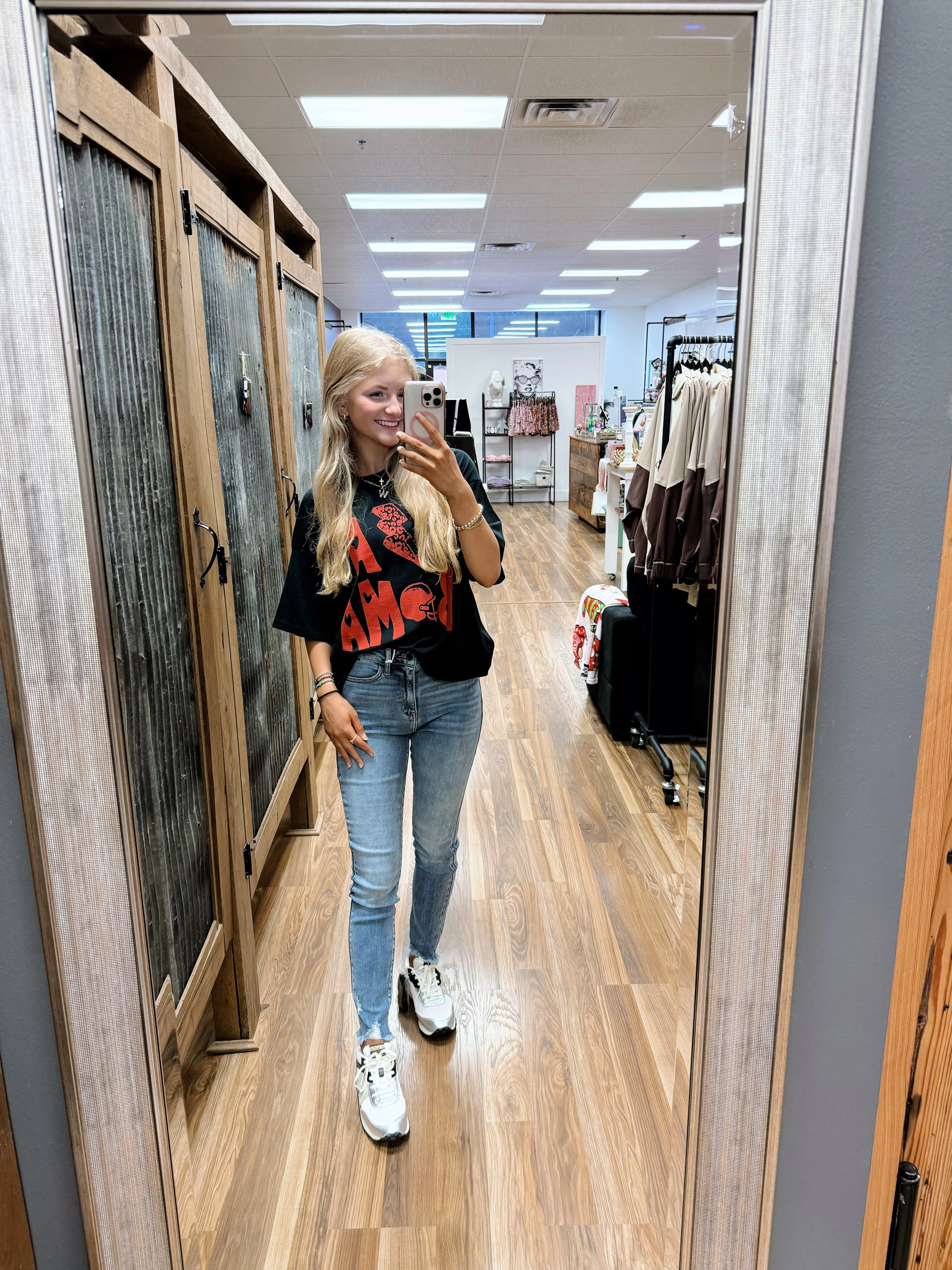 Alabama Graphic Crop Tee