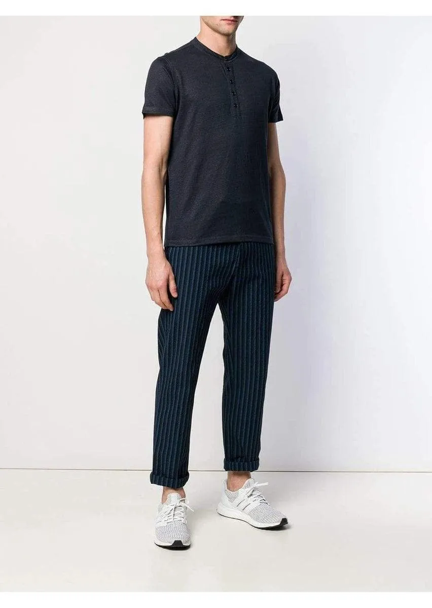 T-shirt henley